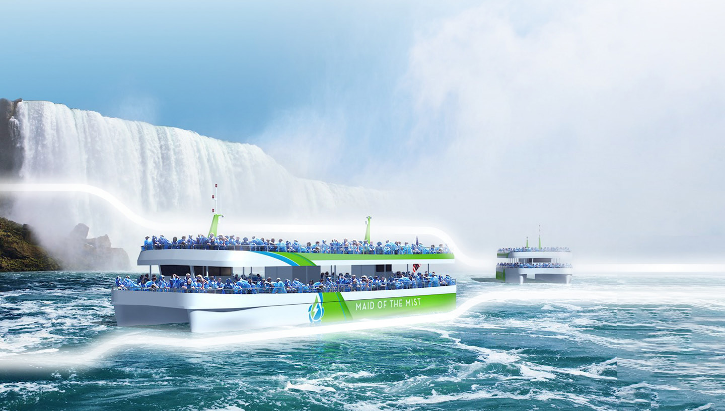 Maid of the mist at Niagra Falls