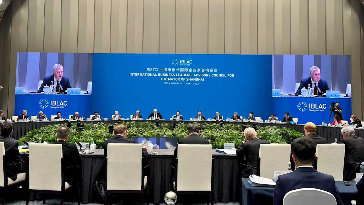 開放創新破局：ABB提出AI+能源協同方案，支持上海全球創新樞紐建設